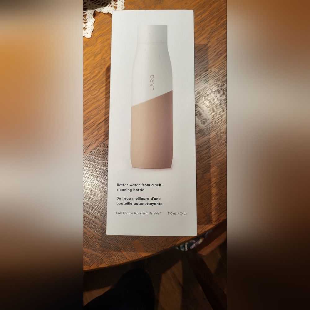 Brand new Larq self cleaning stainless steel water bottle